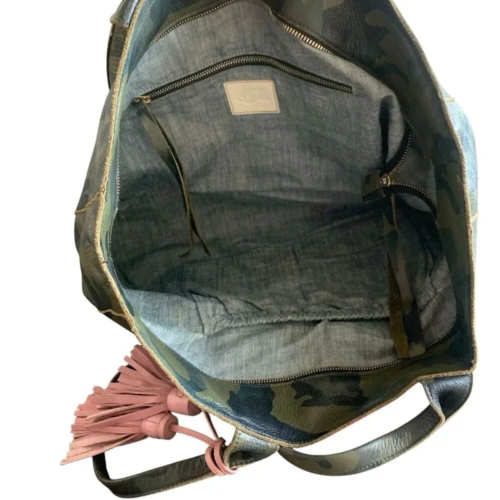 Not Rational Noha Diaper Tote Bag Pebble Leather Camouflage Tassel Stripe Zip Up